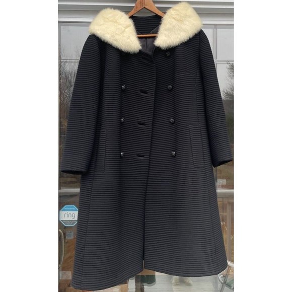 Mid-Century Modern Forstmann Ladies Coat Vintage Fashion Designer Clothing - Picture 2 of 16